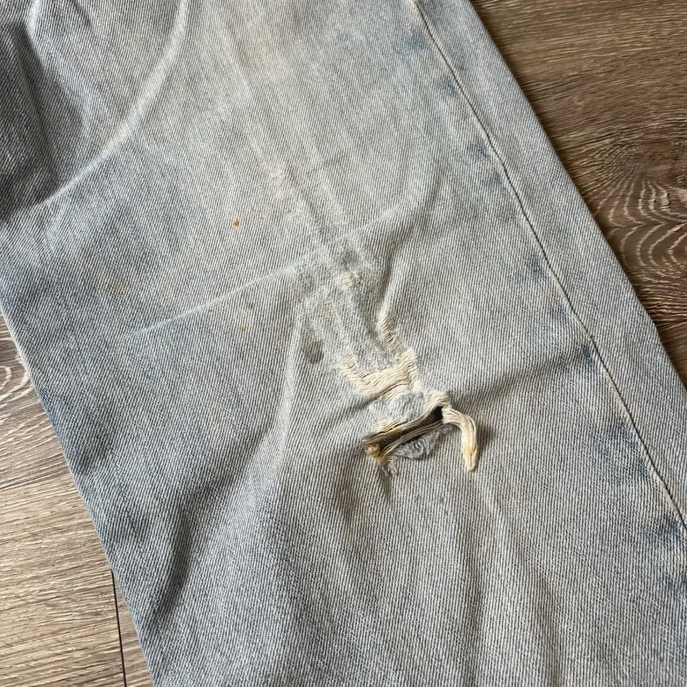 Levis 550 Jeans Mens 31x30 Light Wash Relaxed Tapered Distressed Vintage 90s